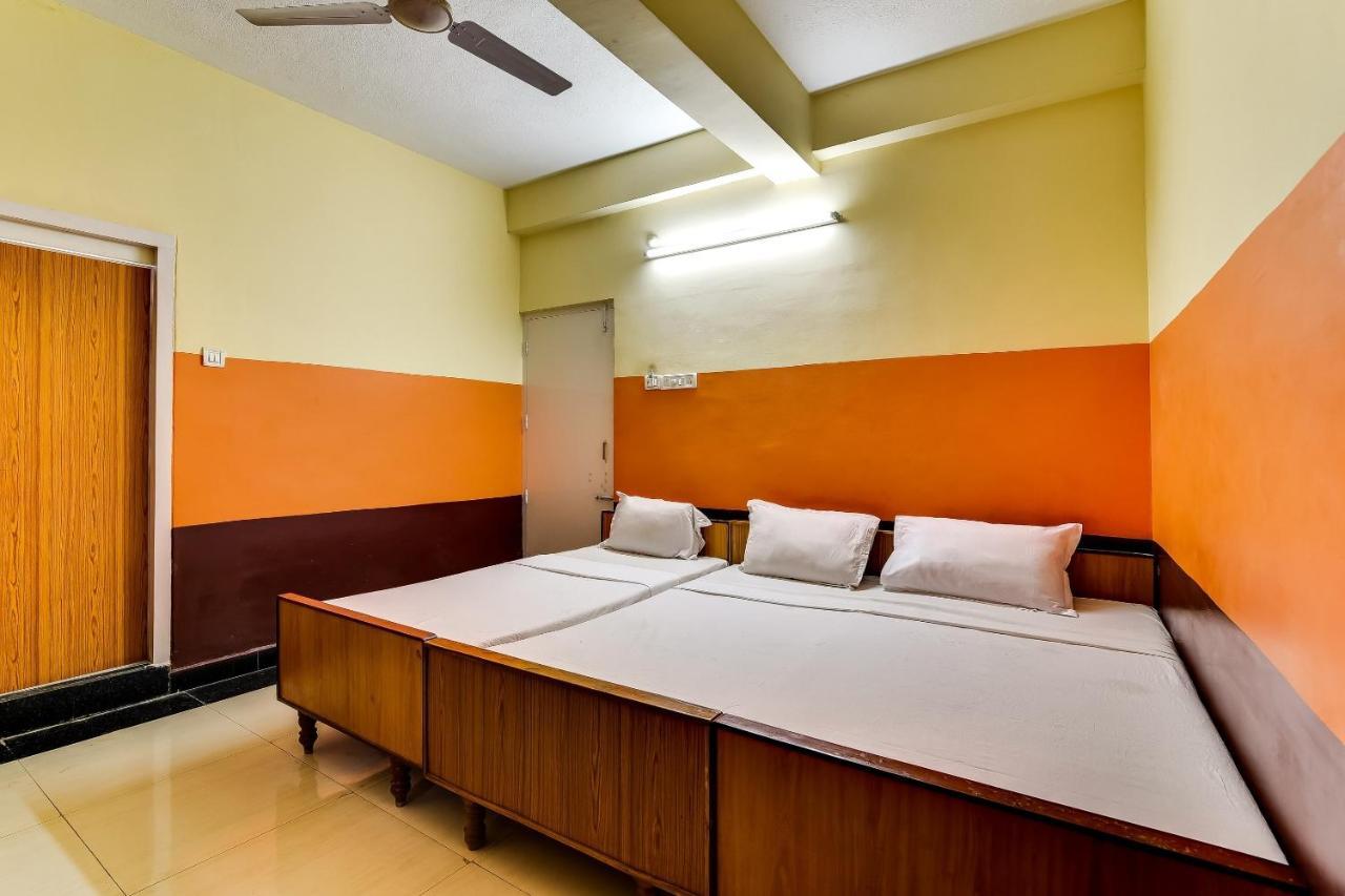 Hotel O Srinivasa Residency Lodge Tirupati Exteriör bild