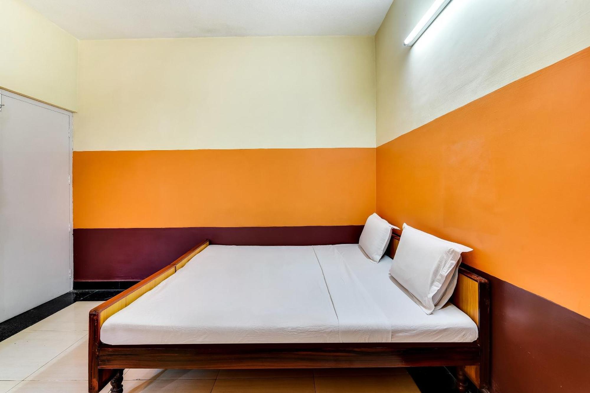 Hotel O Srinivasa Residency Lodge Tirupati Exteriör bild